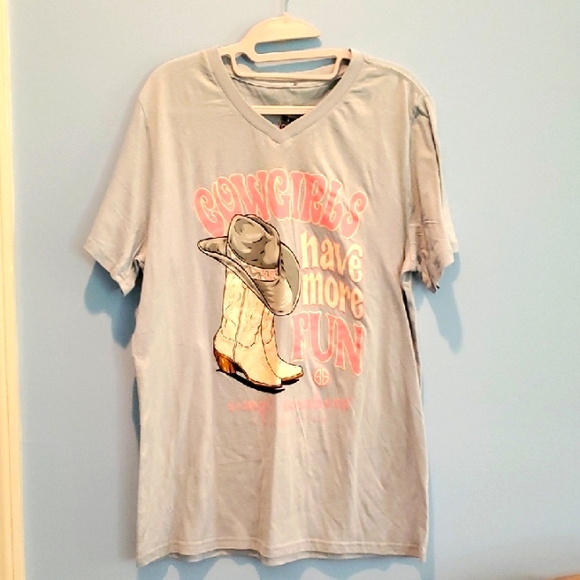 Simply Southern Light Blue V-Neck T-Shirt, Size L - Picture 2 of 6